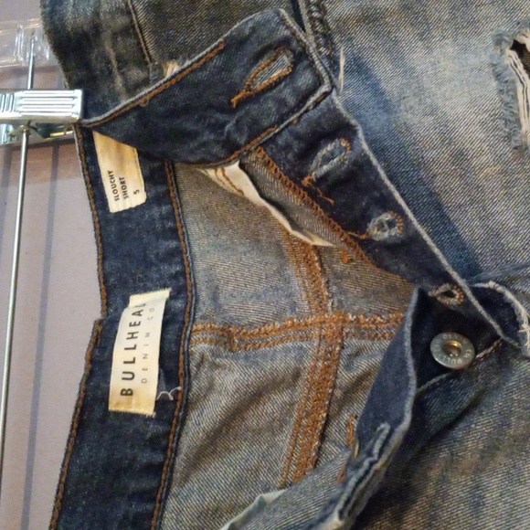 Bullhead Slouch Short (Junior) - Picture 3 of 3